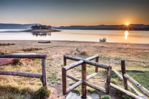 Βουλγαρία: Εξερευνώντας τη Χώρα των Ρόδων και τους Θησαυρούς των Θρακών