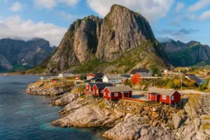🇳🇴 Καλοκαιρινές διακοπές στη Νορβηγία: Φιόρδ, Βουνά και ο Μεσονύχτιος Ήλιος