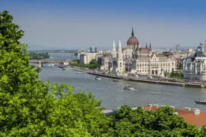 🇭🇺 Macaristan’da Yaz Tatili: Kaplıcalar, Balaton Gölü ve Budapeşte
