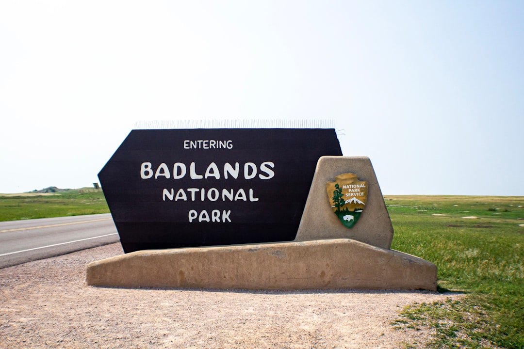 7 Places to Stay Near Badlands National Park for Nature Views, Stargazing, and Wildlife Spotting
