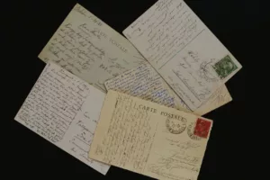 Επιστολή Συντάκτη: Τα ταξιδιωτικά αναμνηστικά που μένουν μαζί μας