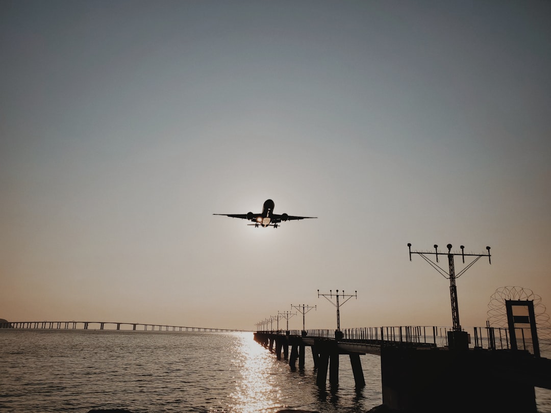 How to Find Cheap Last-Minute Flights for Easter 2026 (Data-Backed Strategies That Work)