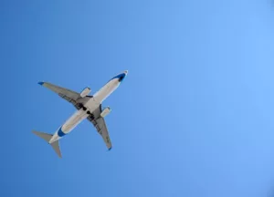 Κλεισίματα Εναέριου Χώρου στη Μέση Ανατολή: Οι Τελευταίες Ενημερώσεις για Ταξιδιώτες