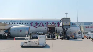 Η Qatar Airways θα πραγματοποιεί περιορισμένες πτήσεις επαναπατρισμού αφού το εναέριο χώρο ξανανοίξει εν μέρει