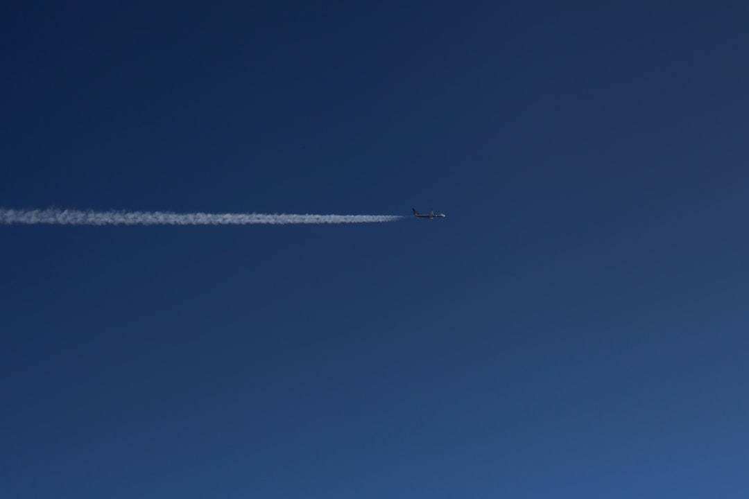 Why Everyone Is Flight Tracking Now—and How to Start