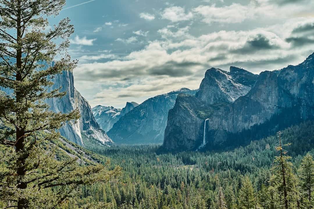 10 Underrated U.S. National Parks to Visit Before Peak Summer Crowds (2026 Guide)