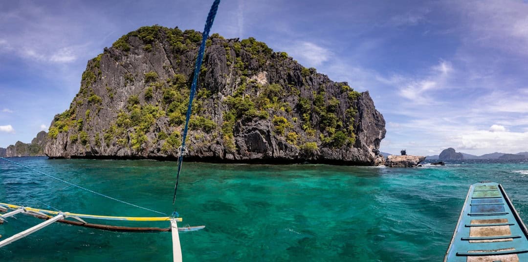 A Complete Guide to Island Hopping in the Philippines on a $50-a-Day Budget