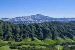 Best Spring Hiking Destinations in the U.S. for April and May 2026