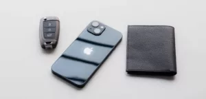 Τα Car Keys στο Apple Wallet έρχονται σε μια νέα κορυφαία αυτοκινητοβιομηχανία — Δείτε γιατί πρέπει να σας νοιάζει ως ταξιδιώτη
