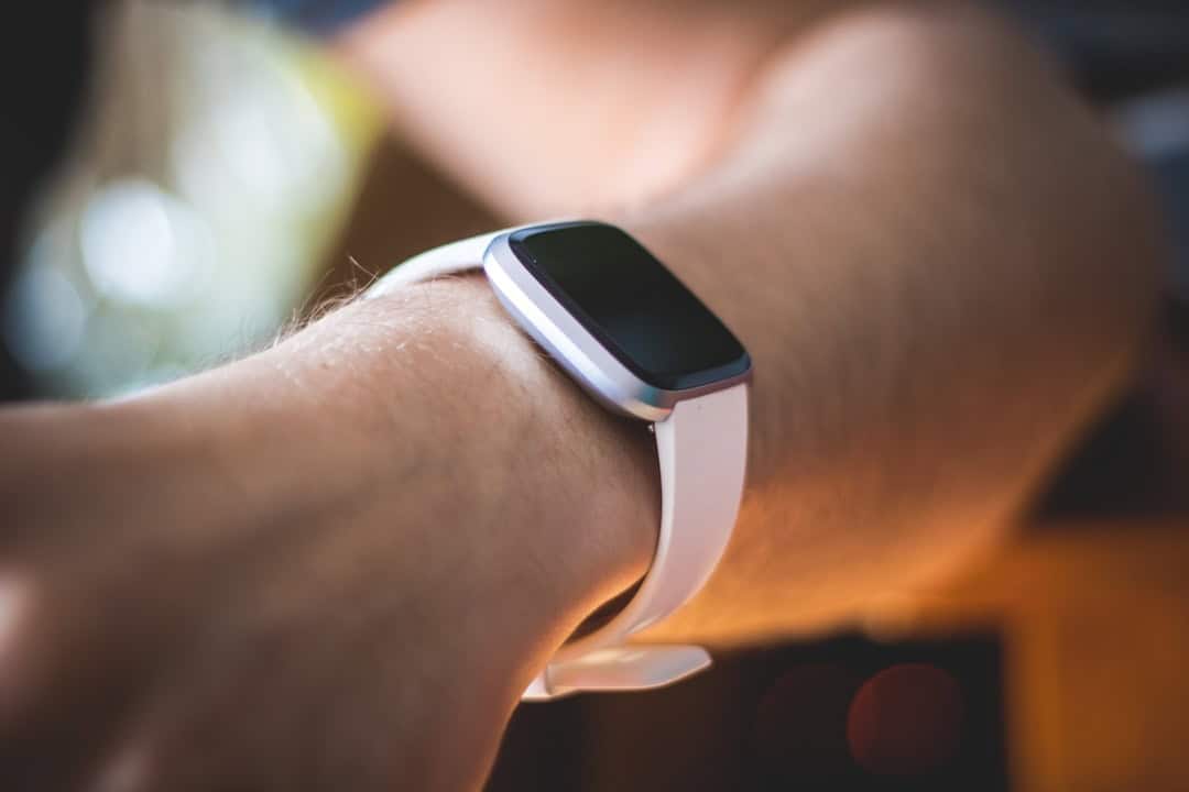 Fitbit Public Preview coming to more countries, adds VO2 Max, & US health records