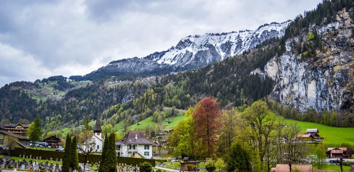Hiking Switzerland in Spring: 7 Low-Altitude Trails Open in April and May