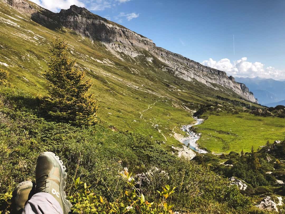 Hiking Switzerland in Spring: 7 Low-Altitude Trails Open in April and May