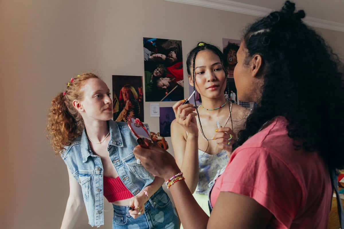 Snap’s New AI Glasses Are (Finally) Coming — Here’s Why Travelers Should Pay Attention