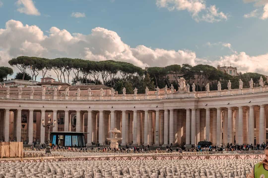The Ultimate 5-Day Rome Travel Guide for Spring 2026 (Crowd-Avoiding Tips + Budget Eats)