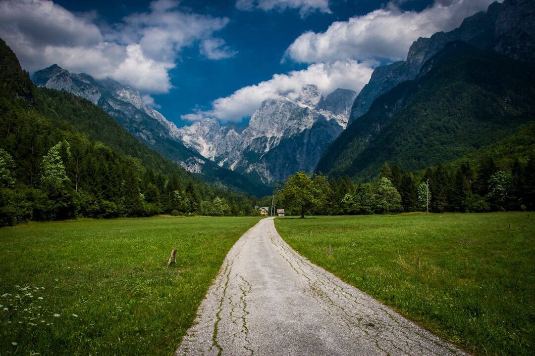 The Ultimate 5-Day Slovenia Road Trip: Lake Bled, Triglav National Park & Soča Valley
