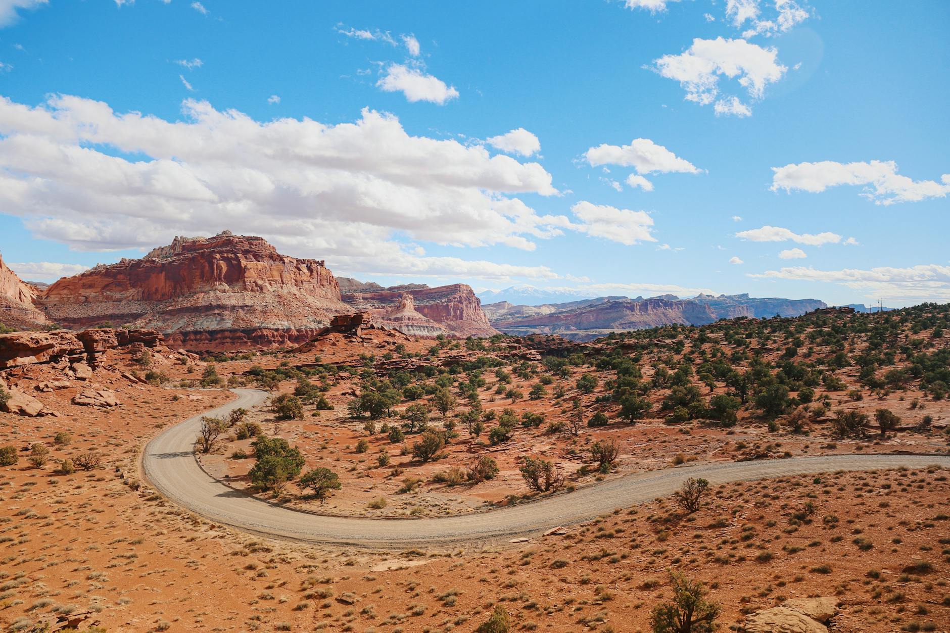 The Ultimate 5-Day Utah National Parks Road Trip for Spring Hiking Season