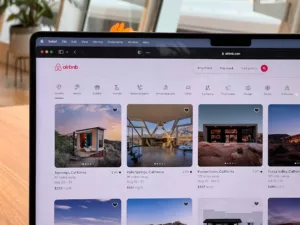 Το Airbnb αναβαθμίζει την εφαρμογή iOS και Android με τρεις βασικές βελτιώσεις για το επόμενο ταξίδι σας