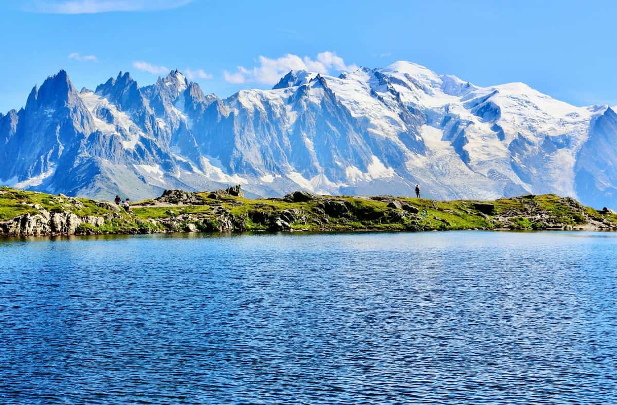 Hiking the Tour du Mont Blanc in 2026: Costs, Route Breakdown & Booking Refuges