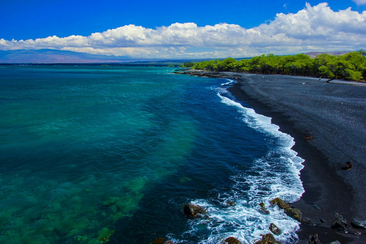 Is Hawaiʻi’s new Green Fee enough to address tensions between tourists, locals and the environment?