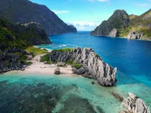 Island-Hopping στις Φιλιππίνες: Μια Διαδρομή 10 Ημερών από Παλαουάν και Σιαργκάο