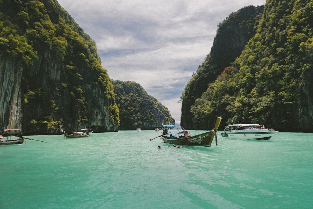 The Perfect 7-Day Thailand Island-Hopping Route (Phuket, Krabi & Koh Lanta)