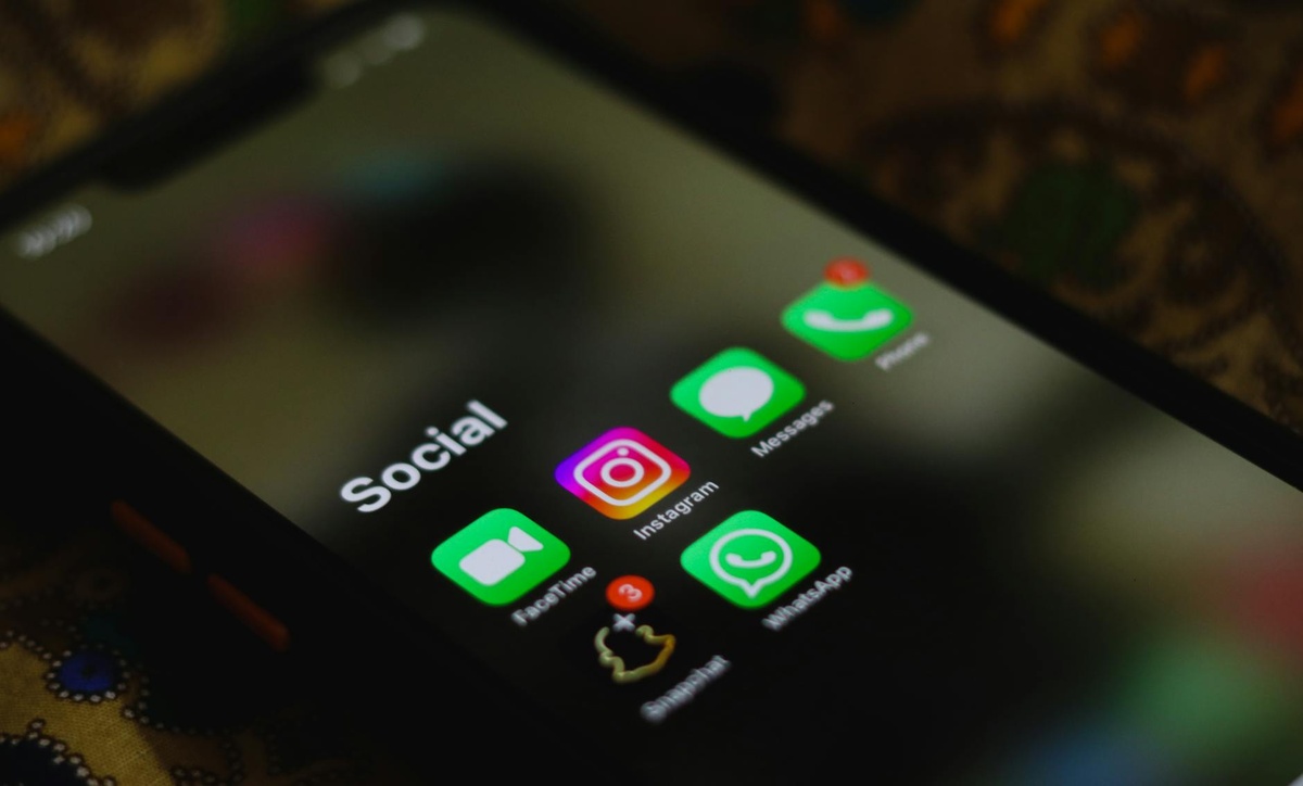 These special phone and app features can help protect you from spyware