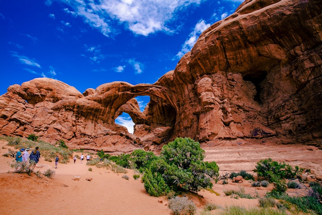 Top 8 Affordable U.S. National Parks to Visit Before Peak Summer Crowds (May–June 2026)