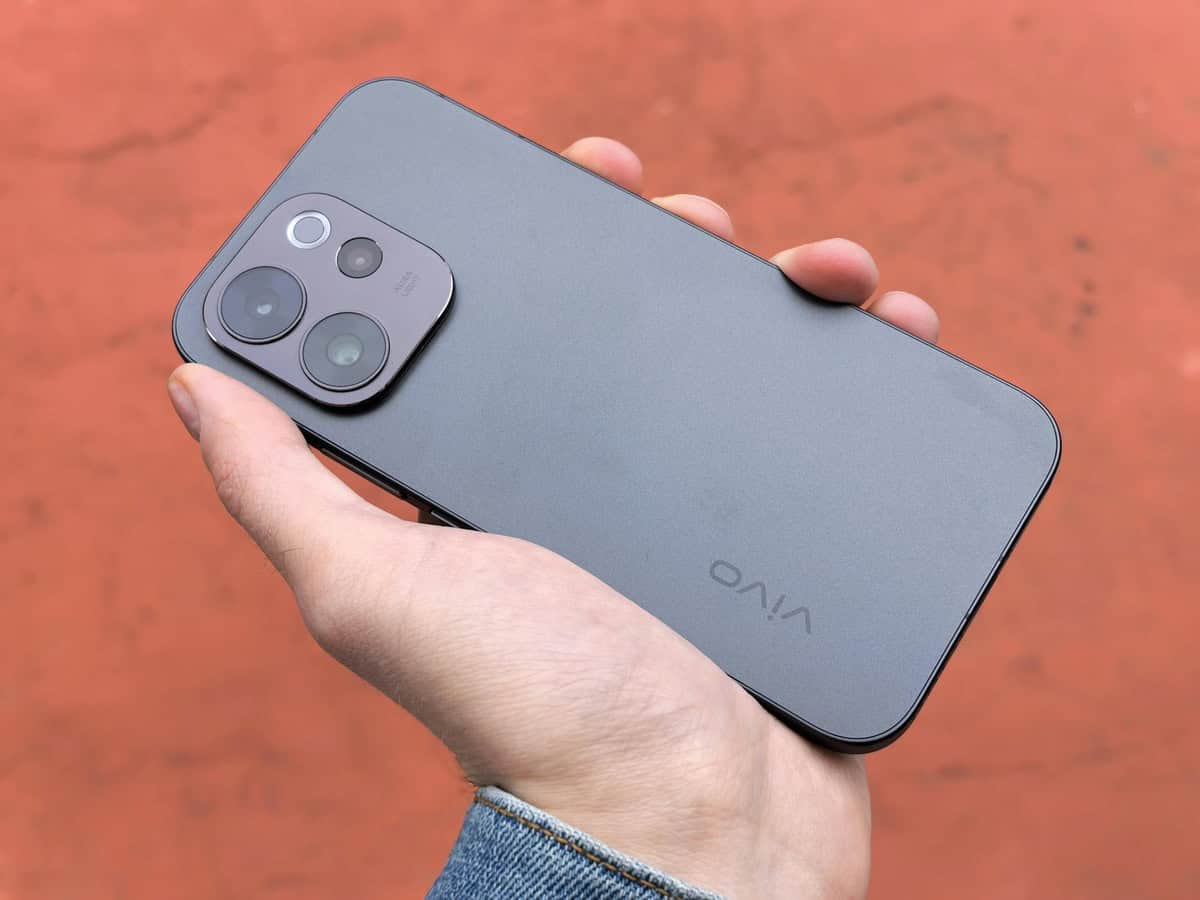Vivo’s X300 Ultra has the best cameras in any phone