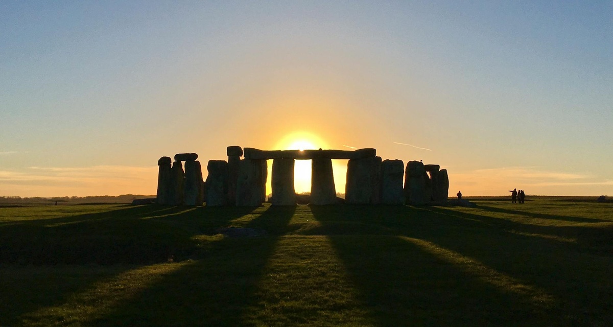 Dónde viajar para el Solsticio de Verano 2026: 7 celebraciones únicas en el mundo