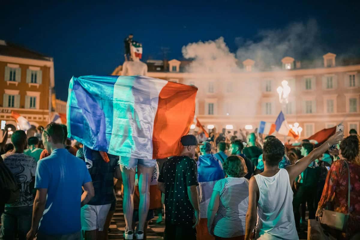 World Cup travel demand rises, but not all host cities will get the economic win