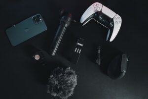 All the Gear a 20-Year Gadget Blogging Veteran Packs When Traveling (Summer 2026 Edition)