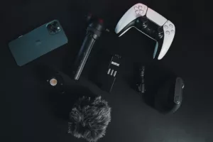 All the Gear a 20-Year Gadget Blogging Veteran Packs When Traveling (Summer 2026 Edition)