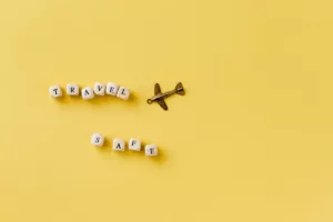 Είναι τώρα ασφαλές να ταξιδέψετε στη Μέση Ανατολή; Τι να γνωρίζετε καθώς το Ηνωμένο Βασίλειο υποβαθμίζει τις προειδοποιήσεις (Ενημέρωση καλοκαιριού 2026)