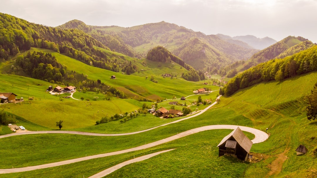 Is Switzerland Really “Too Expensive”? A 5-Day Alps Itinerary with Exact Train Fares, Hotel Prices & Grocery Costs