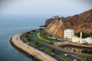 Umman Yol Gezisi: Muscat’tan Jebel Shams ve Wahiba Sands’e 7 Gün (4×4 Kiralama Maliyetleri + Serbest Kamp Kuralları)