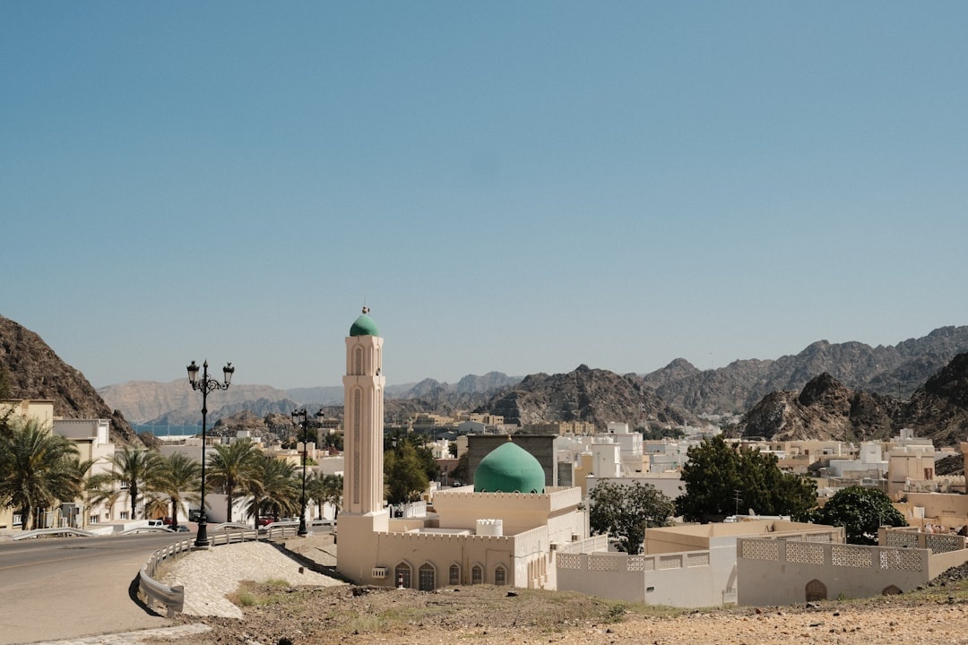 Oman Road Trip: 7 Days From Muscat to Jebel Shams and Wahiba Sands (4x4 Rental Costs + Wild Camping Rules)