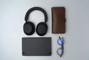 Sony WH-1000XM5 πέφτουν στα $198 στο Amazon — Η καλύτερη προσφορά για ταξιδιωτικά ακουστικά του καλοκαιριού 2026?