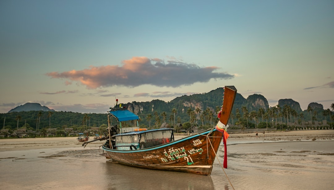 Southeast Asia Travel Scams in 2026: 8 Common Schemes in Bangkok, Bali & Hanoi (And How to Avoid Them)