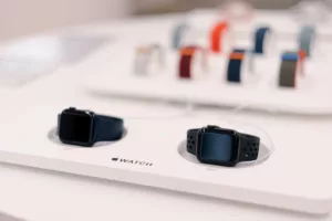 Οι Καλύτεροι Φορτιστές Apple 3‑σε‑1 Μετά από Δοκιμές στα Κορυφαία Μοντέλα