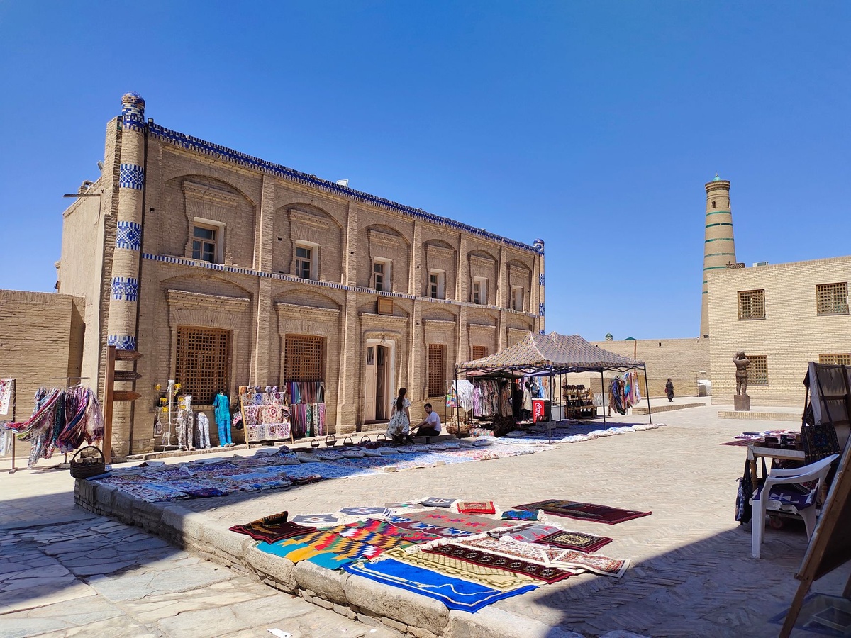 Uzbekistan’s Silk Road in 10 Days: A Realistic Route Through Tashkent, Samarkand, Bukhara, and Khiva (With 2026 Train Prices)