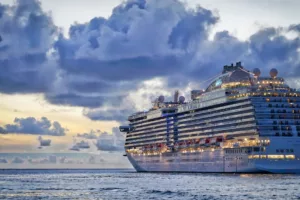 Ucuz Pozisyonlama (Repositioning) Kruvaziyerleri Hakkında Gemi Personelinin İlk Kez Gideceklere Söylemediği 10 Şey (Barcelona’dan Miami’ye, Rome’dan Dubai’ye)