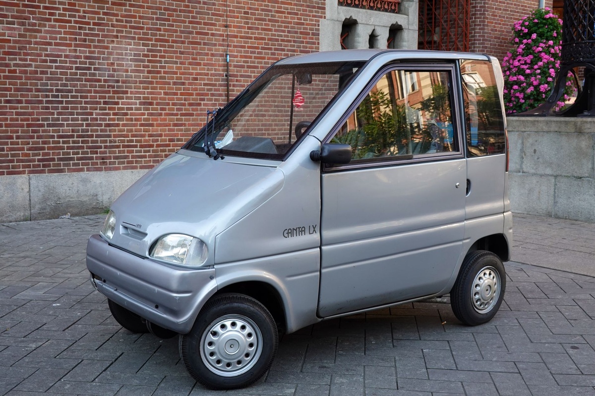 12 Car‑Free Micro‑Adventures in Europe You Can Do in a Single Weekend by Train: Ljubljana’s Lake Bled Swim, Cinque Terre’s Blue Trail, and Albania’s Shkodër Loop Without Renting a Car