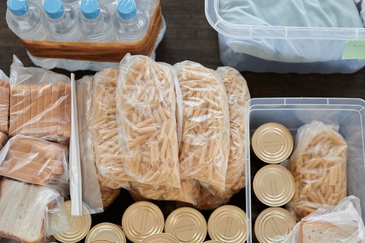 Can You Bring Food on a Plane? The Surprising Dos and Don'ts