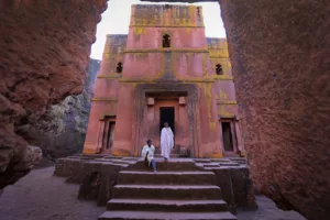 Ethiopia’s Historic North in 10 Days: Lalibela, Gondar & the Simien Mountains (Permits, Guides, and Safety in 2026)