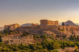 Πώς Ταξίδεψα Γύρω από την Ελλάδα για 6 Εβδομάδες Πληρώνοντας 0$ Ενοίκιο: Μια Μελέτη Περίπτωσης House‑Sitting για το 2026 (TrustedHousesitters Fees, Ferry Costs και Schengen Day Limits)