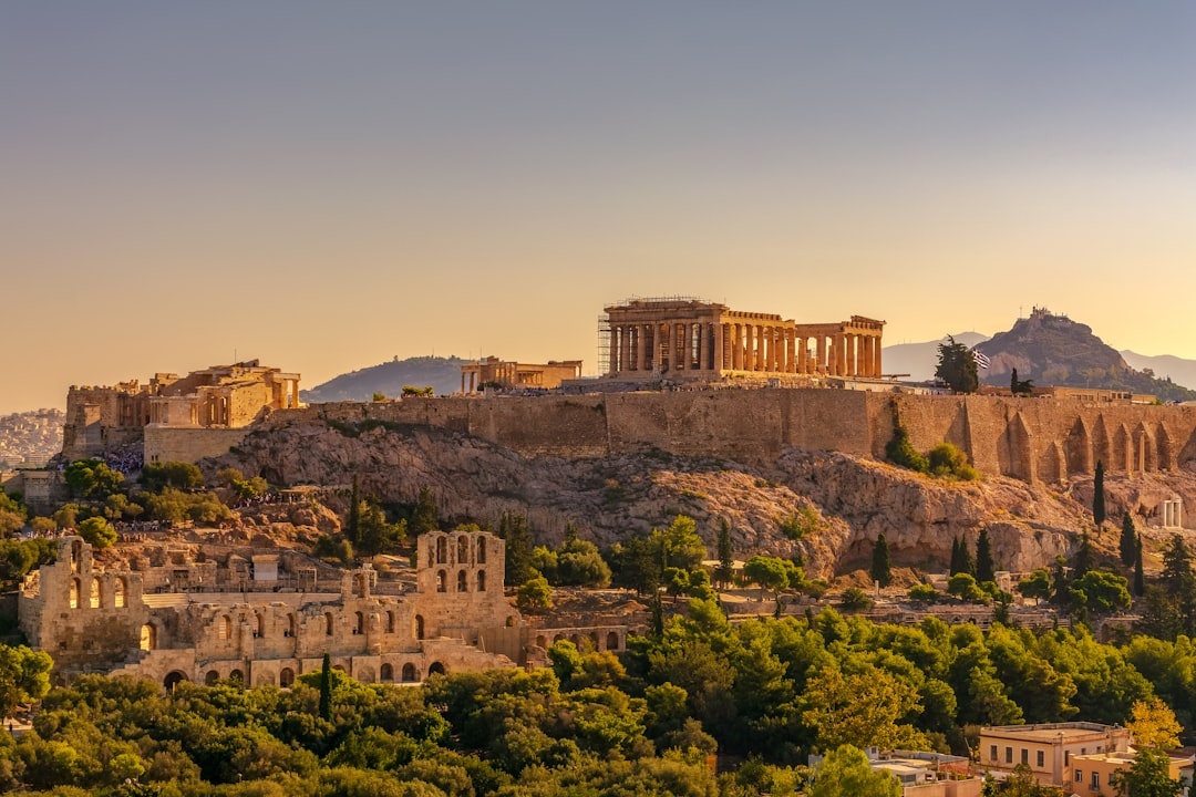 **How I Traveled Around Greece for 6 Weeks Paying $0 in Rent: A 2026 House‑Sitting Case Study (TrustedHousesitters Fees, Ferry Costs, and Schengen Day Limits)**