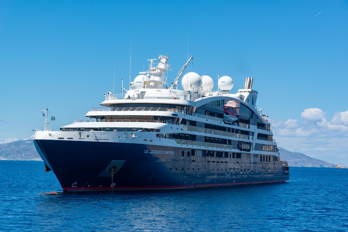 How to Book Your First Expedition Cruise to Antarctica: A Step‑by‑Step Guide to Choosing Ships, Understanding Drake Passage Risks, and Comparing 2026 Cabin Prices
