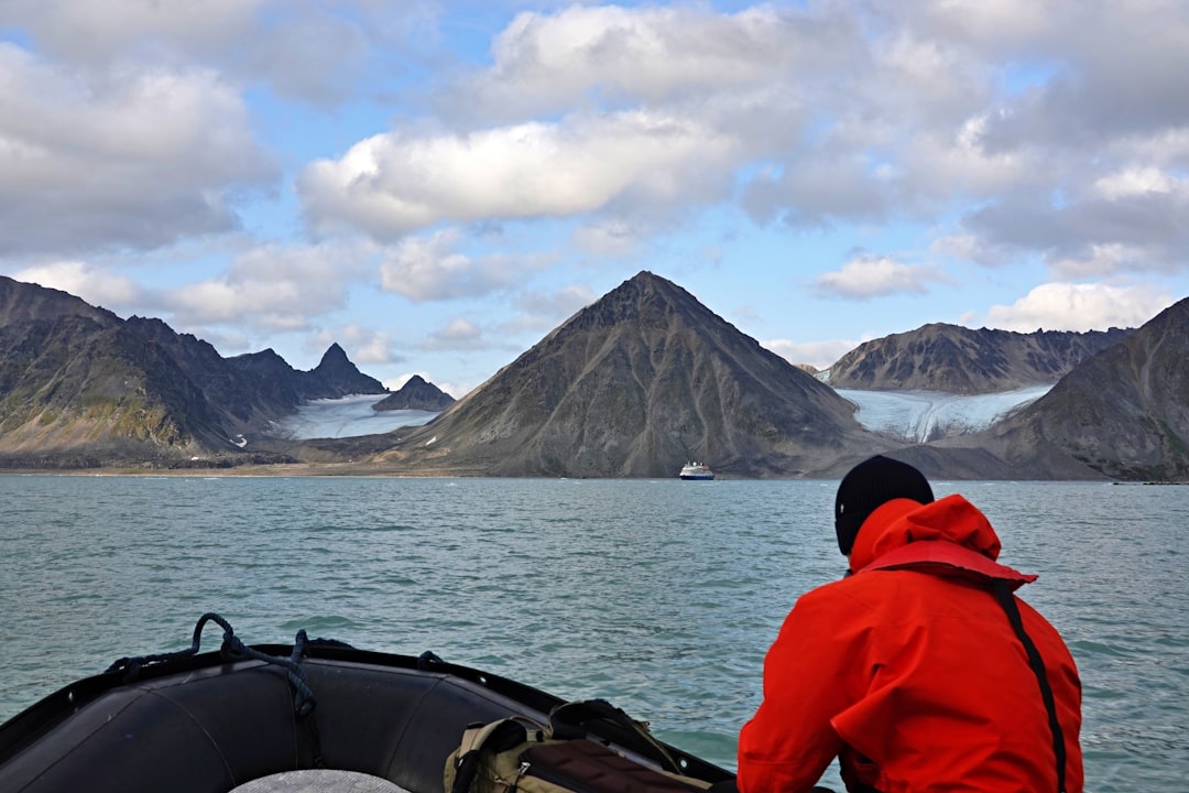 How to Book Your First Expedition Cruise to Antarctica: A Step‑by‑Step Guide to Choosing Ships, Understanding Drake Passage Risks, and Comparing 2026 Cabin Prices