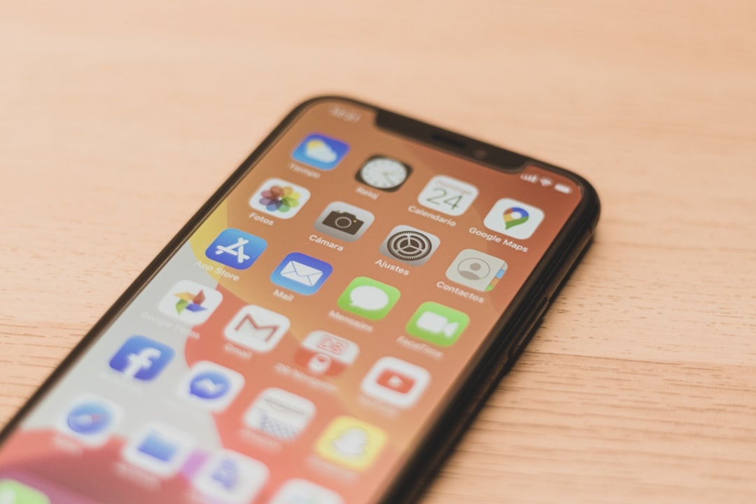 How to Share Your Location on an iPhone or Android Phone (2026)