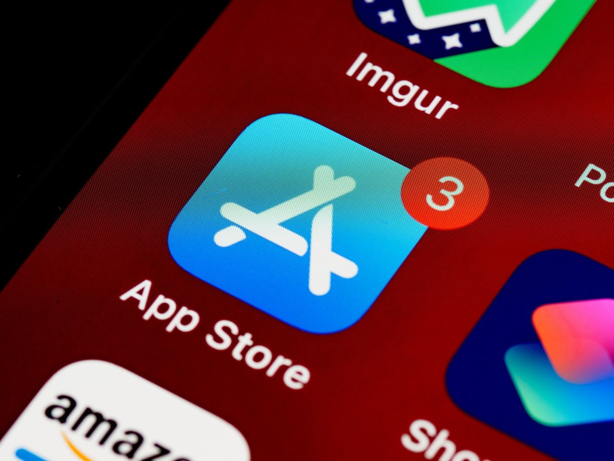 iOS 27 helps apps detect when a user may be getting scammed in real time